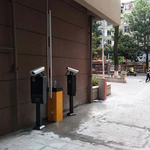 出入口设备日常定期维护保养清单